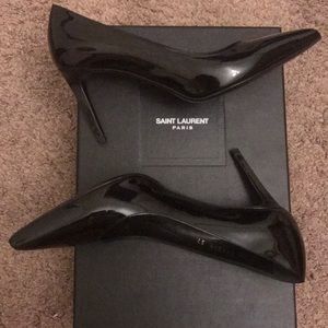 BLACK YSL PUMP SIZE 37